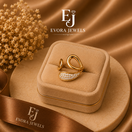 Luxury Teardrop Crystal Open Gold Ring