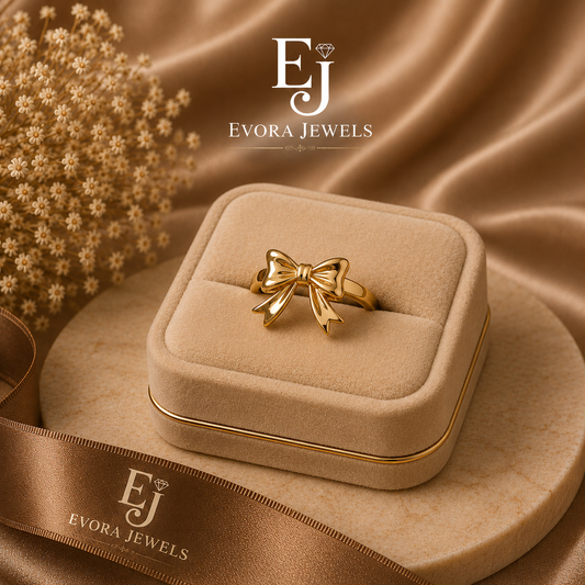 Luxury Golden Bow Ring 001