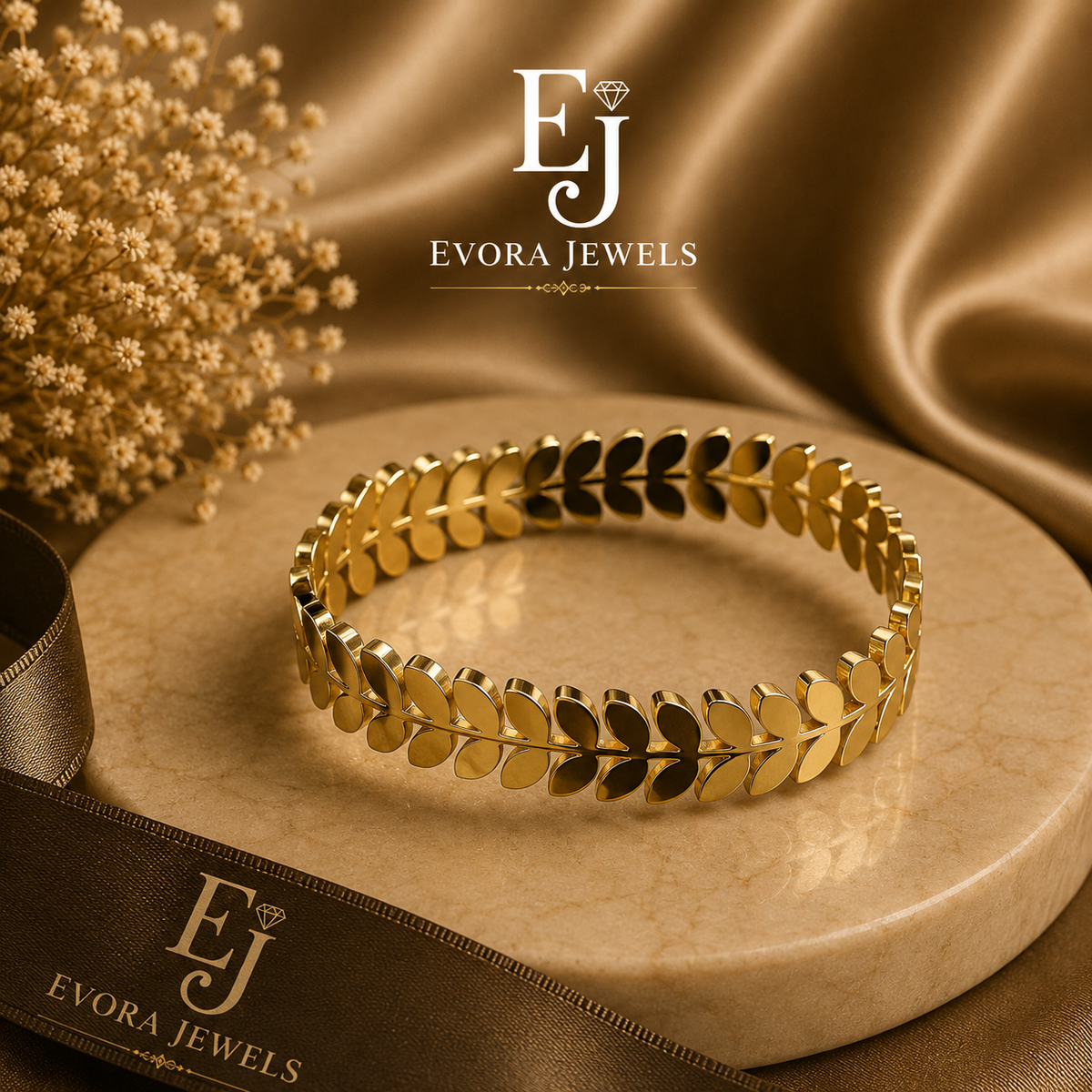 Luxury Leaf Link Gold Bracelet for Women | Evora Jewels
